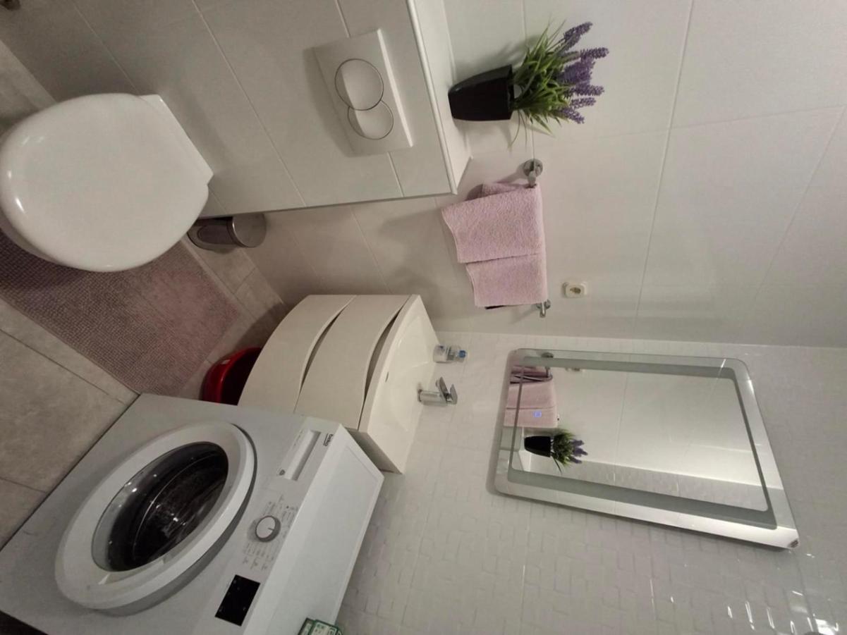 Apartment Anic Бол Екстер'єр фото