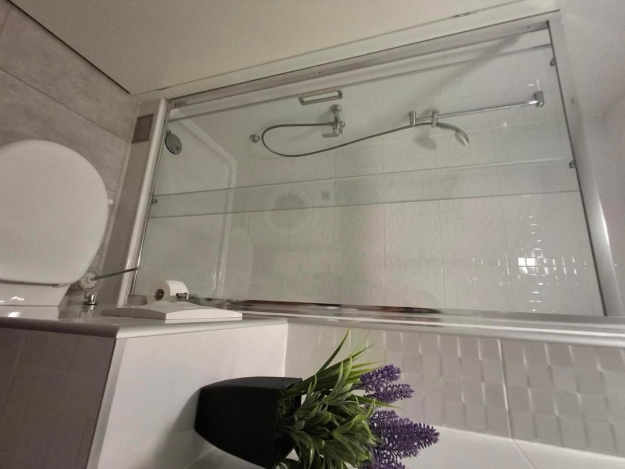 Apartment Anic Бол Екстер'єр фото