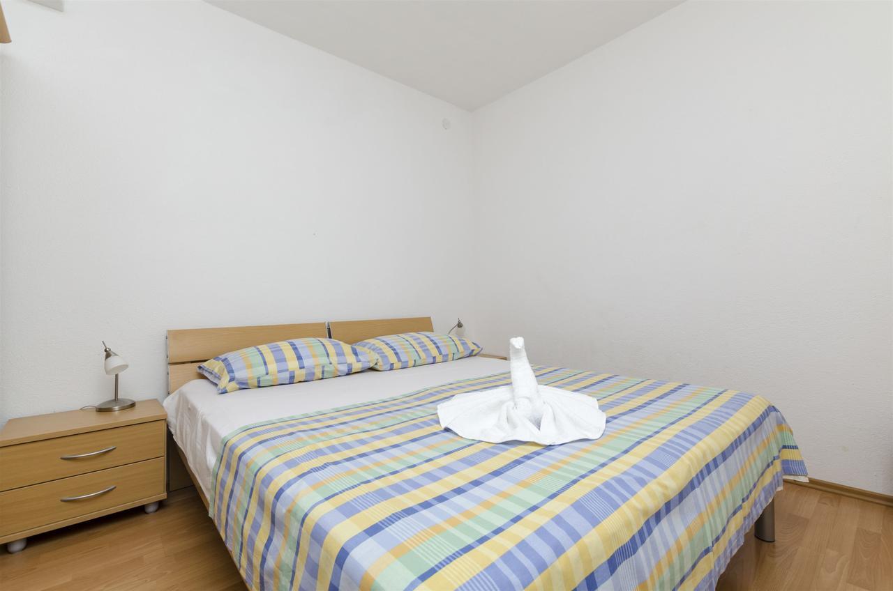 Apartment Anic Бол Екстер'єр фото