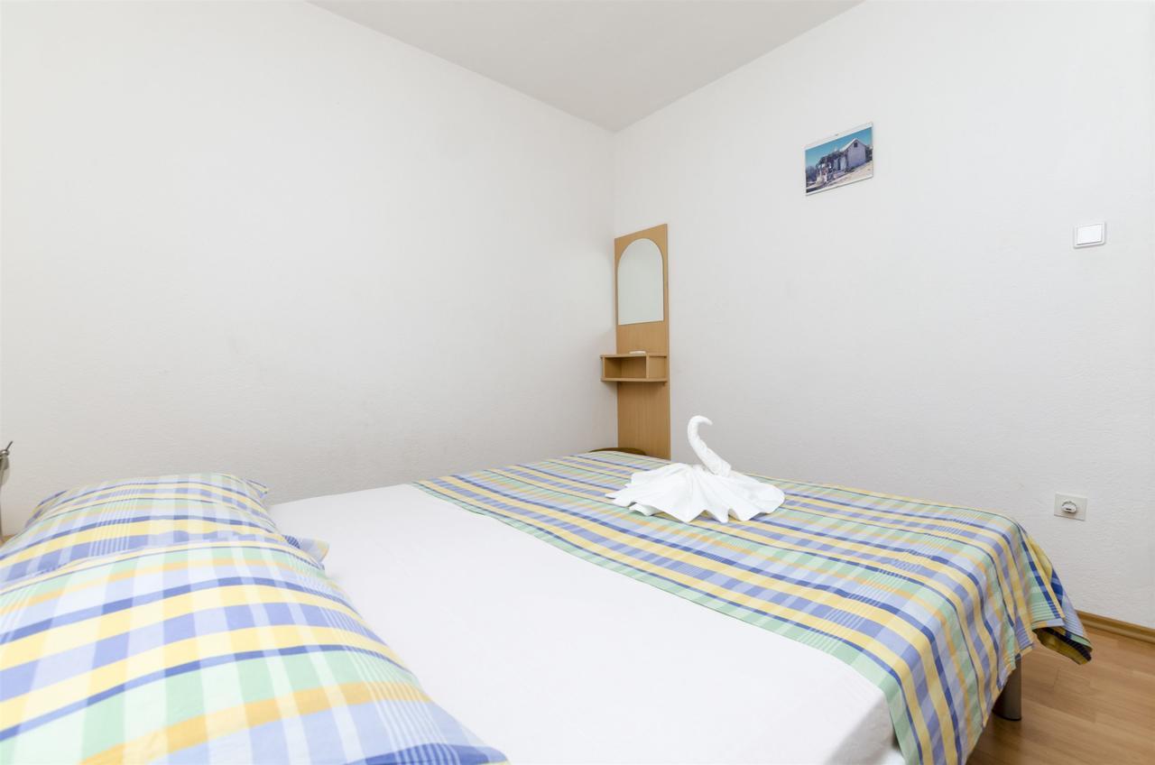 Apartment Anic Бол Екстер'єр фото