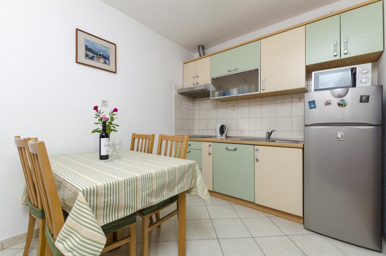 Apartment Anic Бол Екстер'єр фото